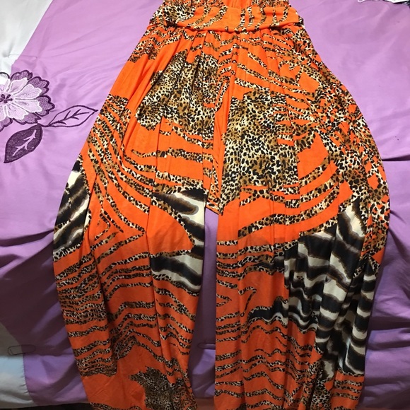 Orange - Picture 2 of 3